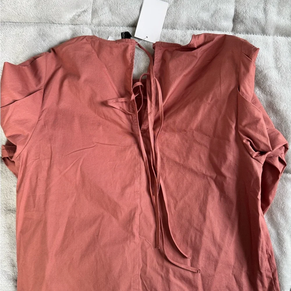 ⚠️Old Navy Long Sleeve Blouse⚠️ - Picture 4 of 4